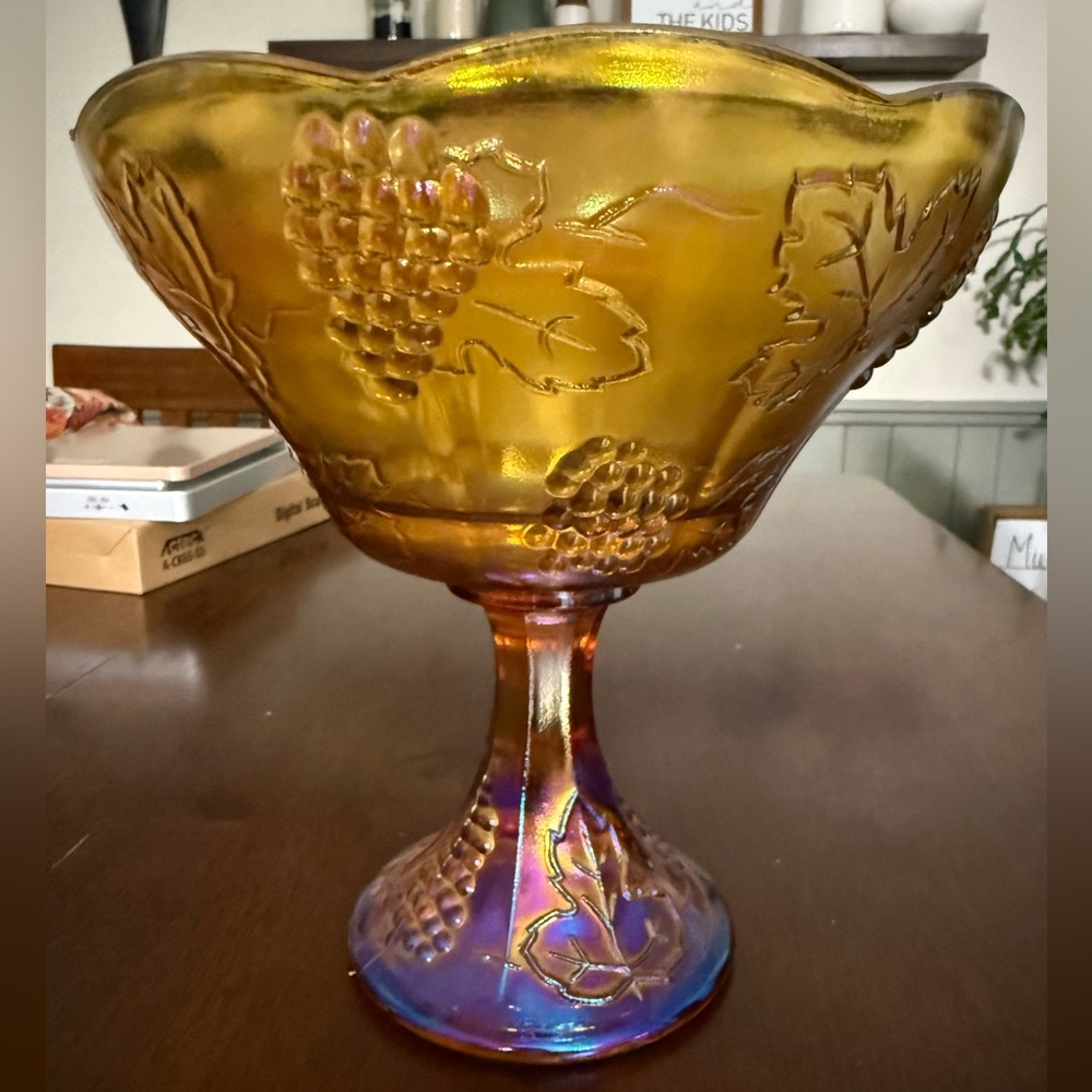 Vintage   Indiana Iridescent Carnival Glass Marigold Pedestal Bowl Grape Harvest
